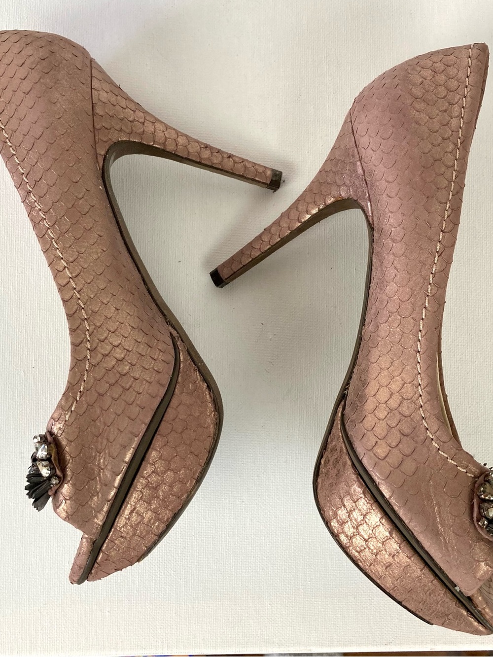 Vera Wang Metallic Blush Pink Jeweled Peep-Toe Heels - Picture 6 of 7